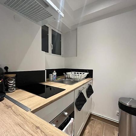 La Patte Blanche Terrasse Centre Ville Sens 6M Gare Ngoại thất bức ảnh